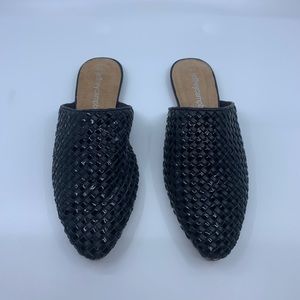 JEFFREY CAMBELL SLIP ON MULE